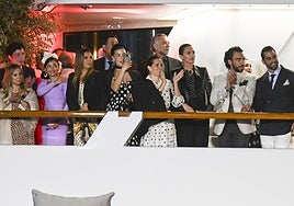 El millonario mexicano Ricardo Salinas, anfitrión en su yate de lujo para los famosos en la Feria de Sevilla