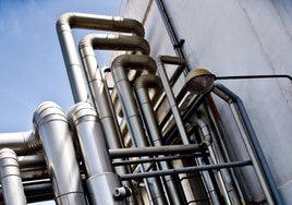 La producción industrial sube un 12% en marzo en Andalucía, 3,5 puntos más que la media nacional
