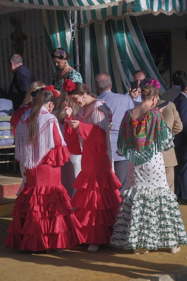 Ambiente en el real durante el viernes de feria