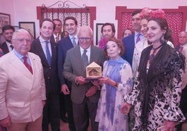La caseta de oro cierra la agenda social de la Feria de Sevilla de 2025