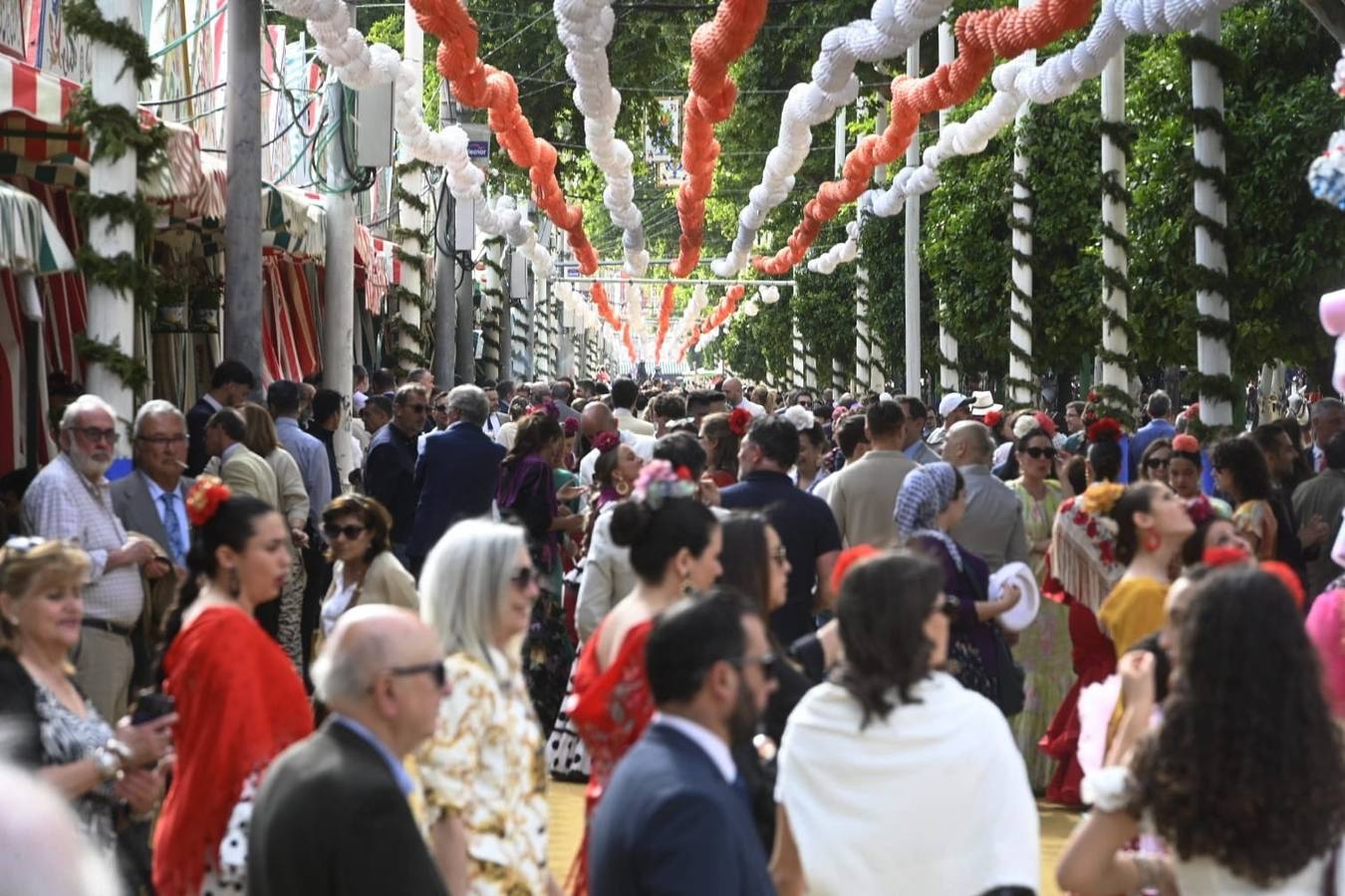 Ambiente festivo en el real, este sábado de Feria