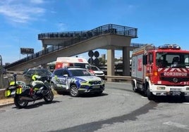 La Junta de Andalucía activa el plan territorial de emergencia por el incendio de Alcalá de Guadaíra y envía un SMS a la población
