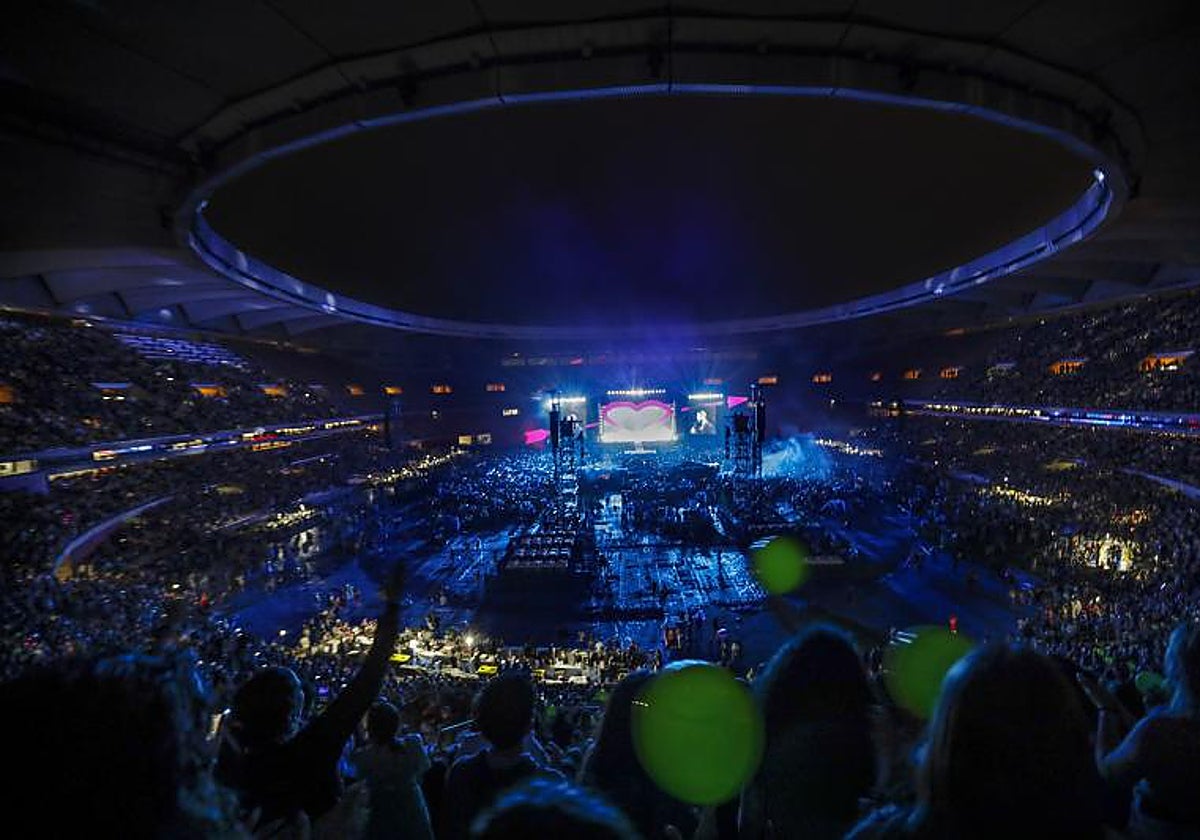 El concierto de Manuel Carrasco en el Estadio de la Cartuja en junio de 2023