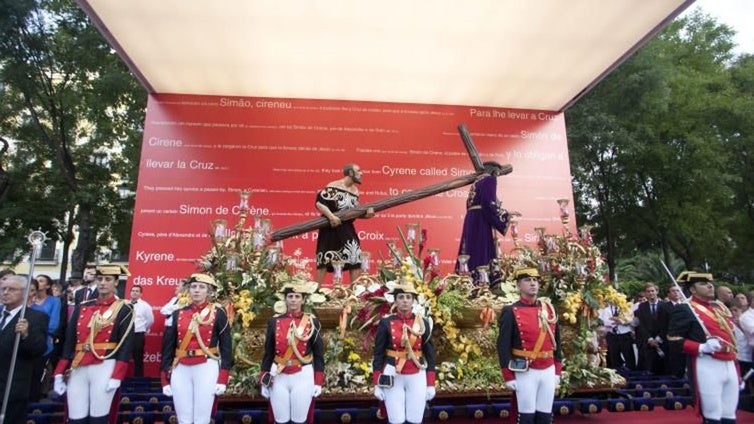 Esta es la hermandad de Sevilla que vendió su antiguo paso al Nazareno de León que procesionará en Roma