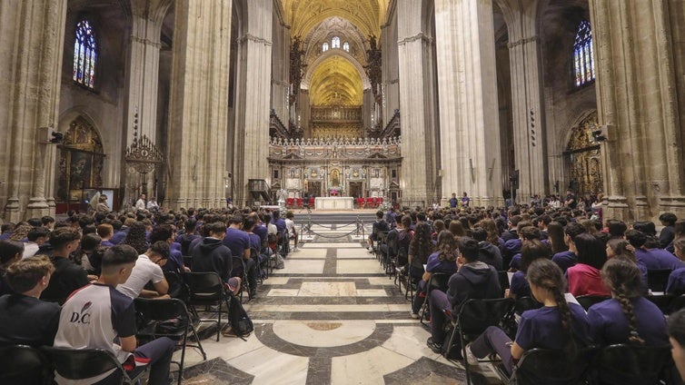 El jubileo de los escolares en la Catedral de Sevilla