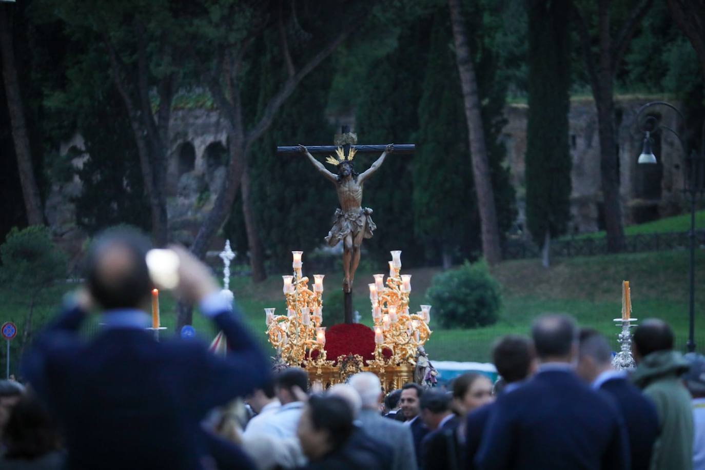 El Cristo de la Expiración del Cachorro  por las calles de Roma