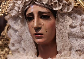 La Esperanza de Málaga recibe culto en la catedral hasta el sábado