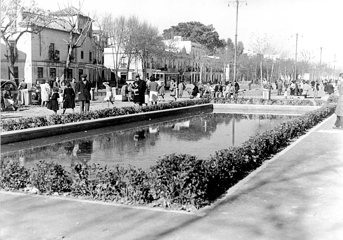 El estanque que se incluyó en el paseo en la reforma de 1950 y luego desapareció