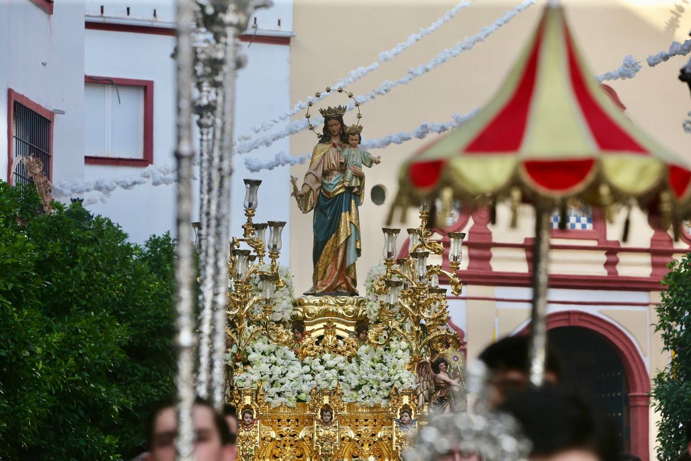 Procesión de María Auxiliadora de los Salesianos de la Trinidad