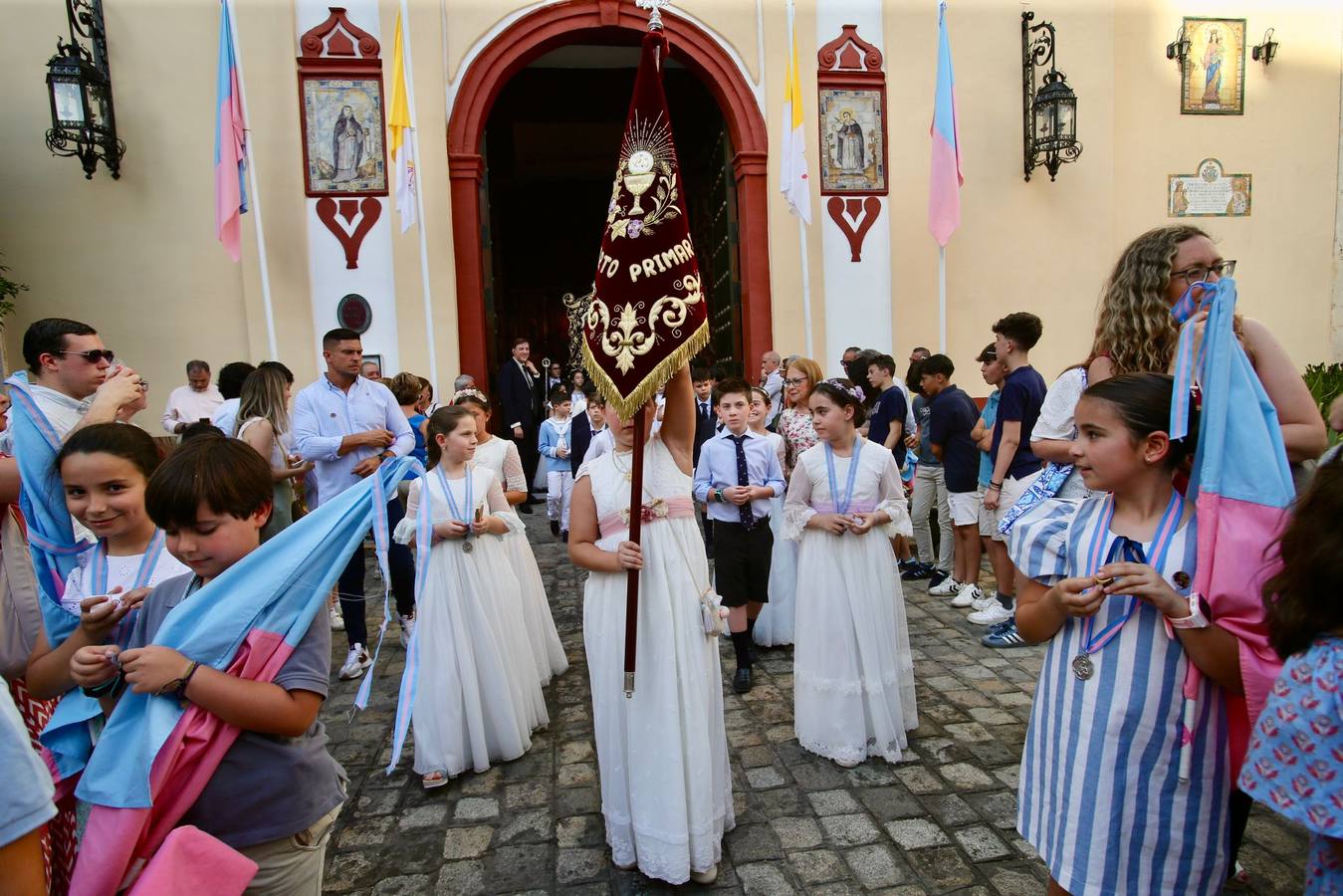 Procesión de María Auxiliadora de los Salesianos de la Trinidad