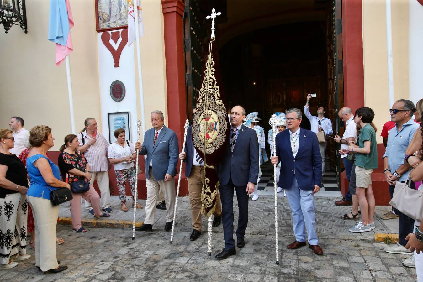Procesión de María Auxiliadora de los Salesianos de la Trinidad