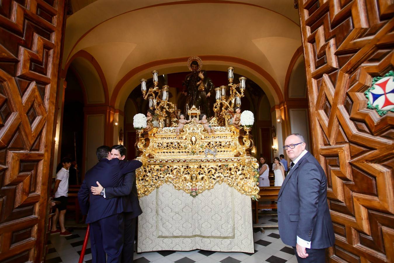 Procesión de María Auxiliadora de los Salesianos de la Trinidad