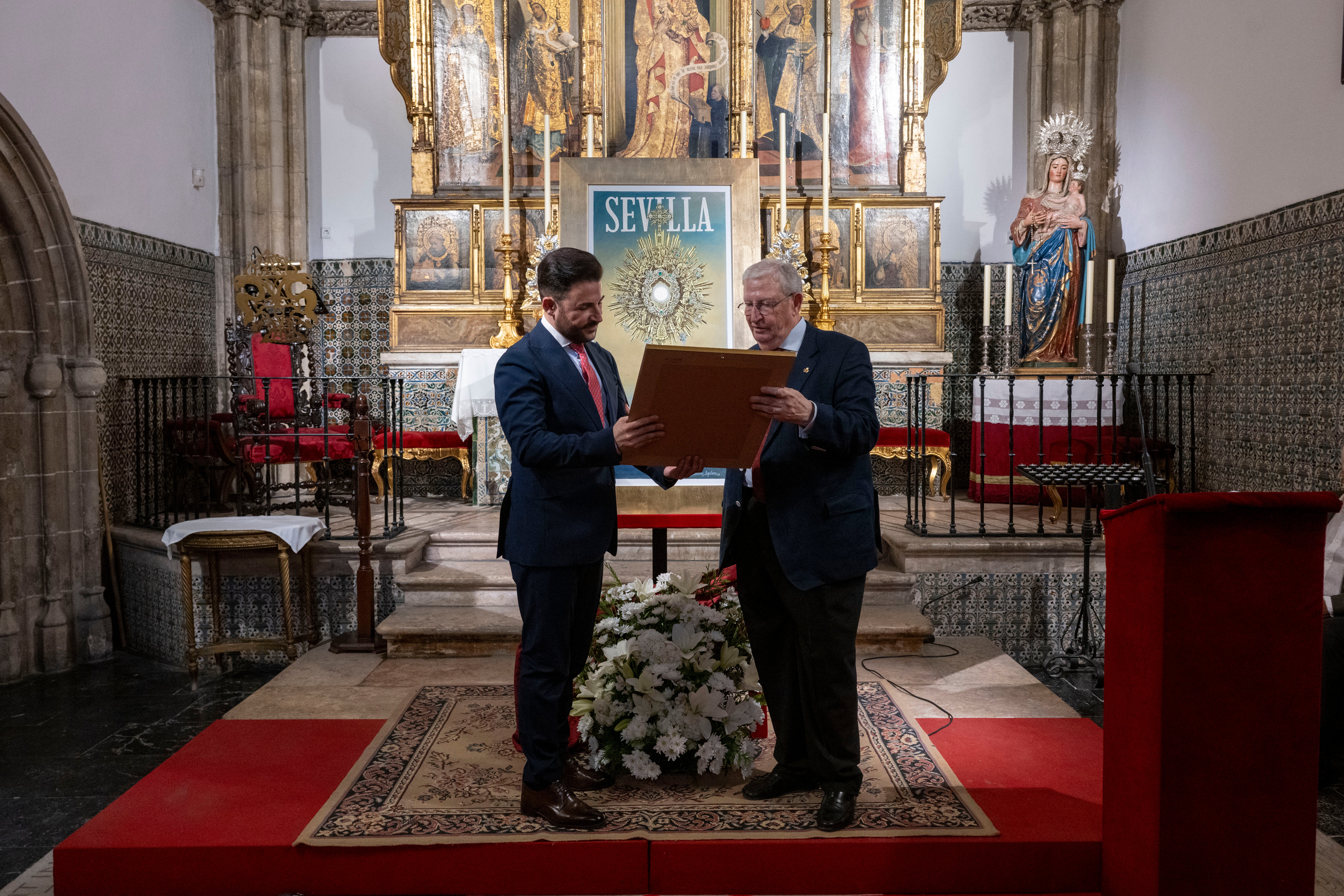 Presentación del cartel de las sacramentales en el Consejo