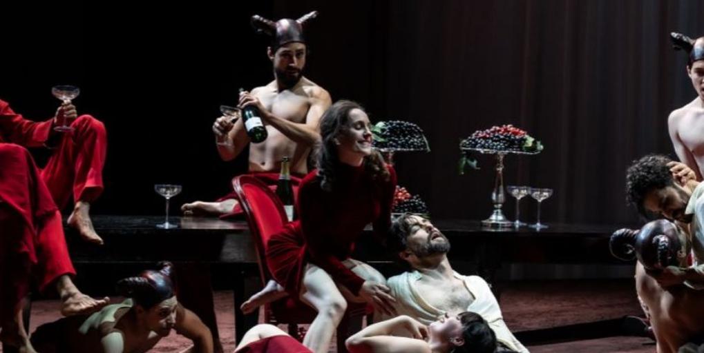 El teatro maestranza pone a la venta de una sola vez las 130. 000 entradas de la nueva temporada