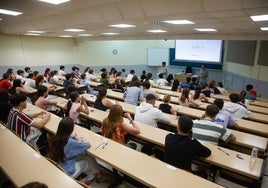 Arranca la Selectividad en Sevilla: «Al final no eran para tanto los cambios»