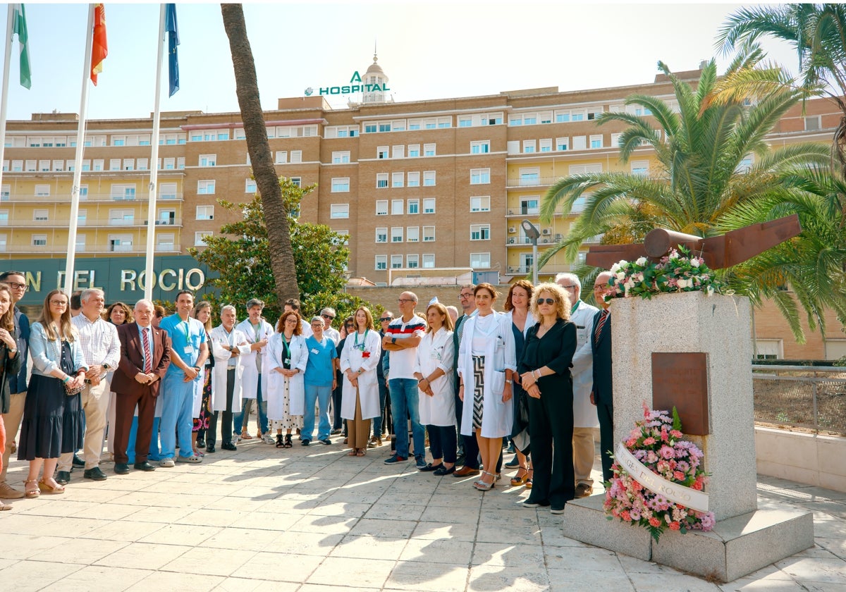Foto de familia con las personas reconocidas por su contribución a la cultura de la donación de órganos
