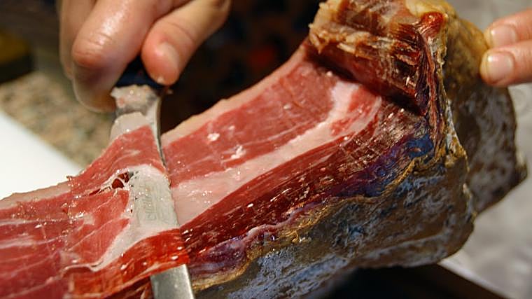 Imagen de archivo corte jamón serrano