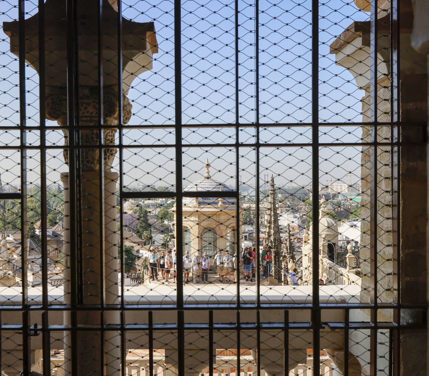 Mirador restaurado en la Giralda de Sevilla