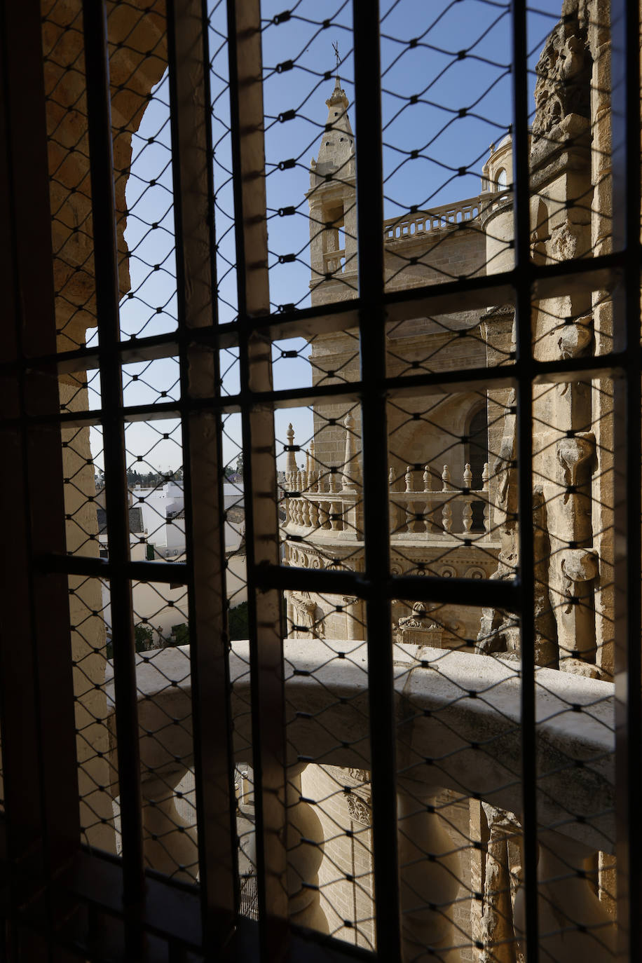 Mirador restaurado en la Giralda de Sevilla