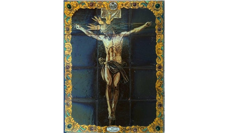 El Calvario adquiere un azulejo del crucificado