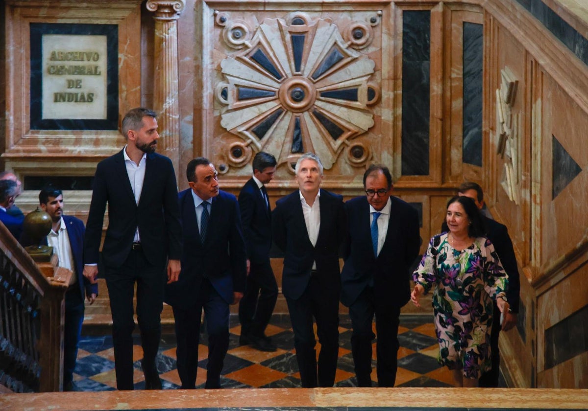 Fernando Grande-Marlaska durante su visita este lunes al Archivo de Indias de Sevilla