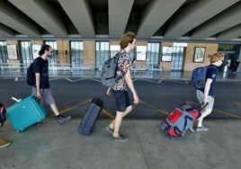 Vuelve el Bono Verano Joven 2025: destinos con descuentos a los que puedes ir desde Sevilla