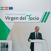 Julián Conejo-Mir, dermatólogo: «La protección de la piel se va con el jabón»