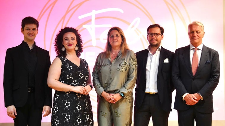 Ramón Grau, Mónica Redondo García, Angie Moreno, Fernando Mañes y Marc Marzy