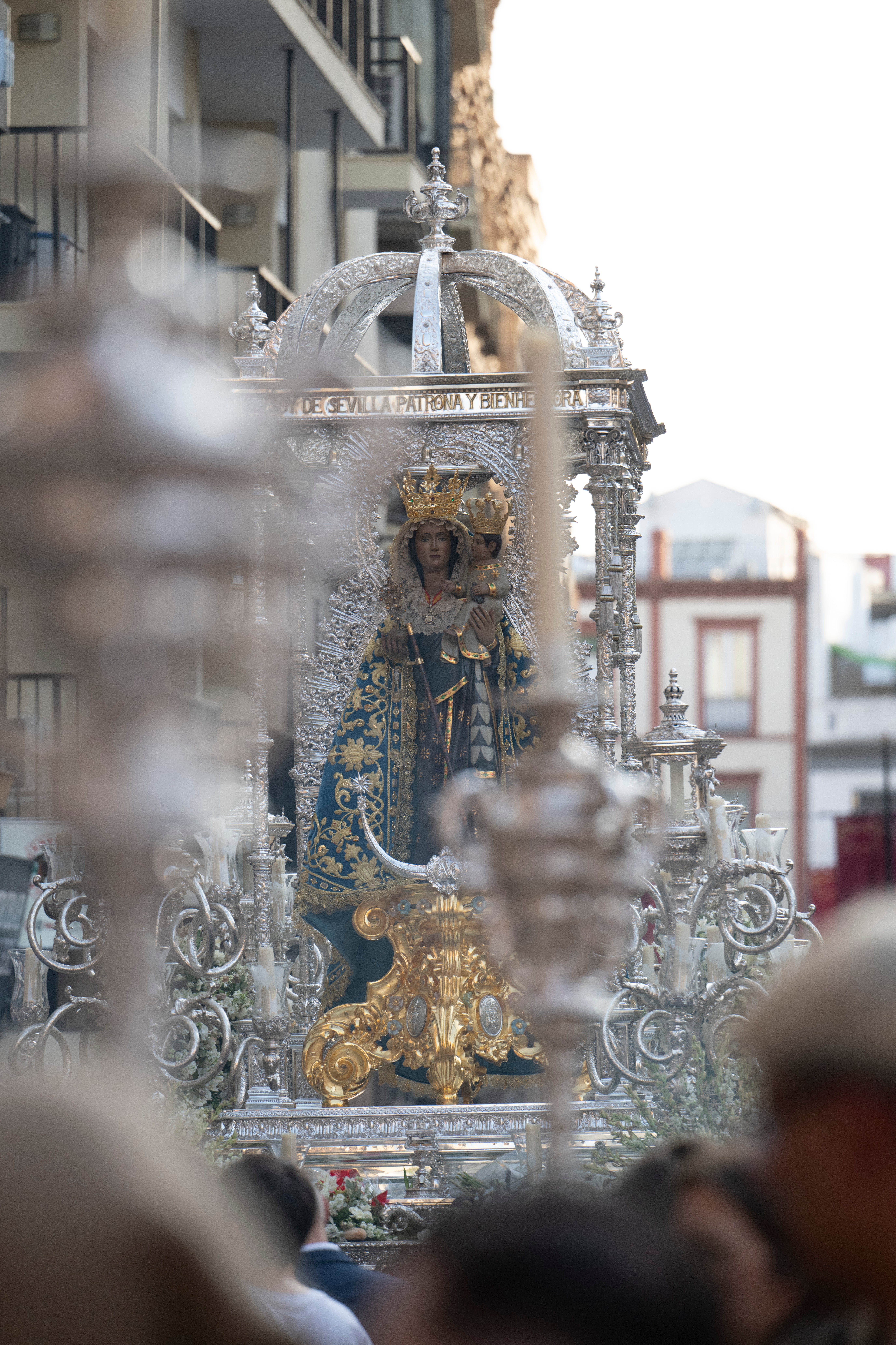 El regreso de la Hiniesta Gloria y el Señor de la Cena, en imágenes