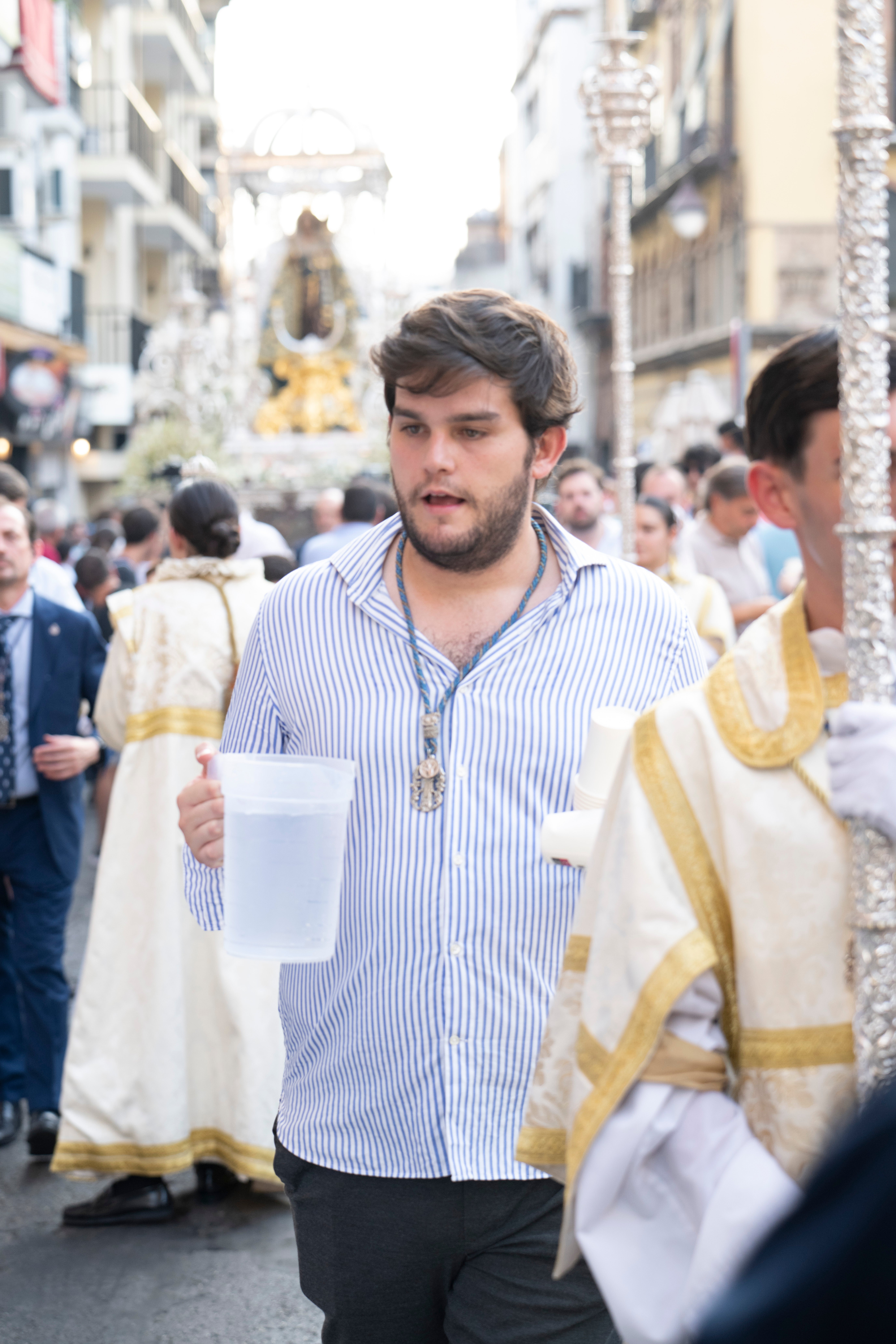 El regreso de la Hiniesta Gloria y el Señor de la Cena, en imágenes