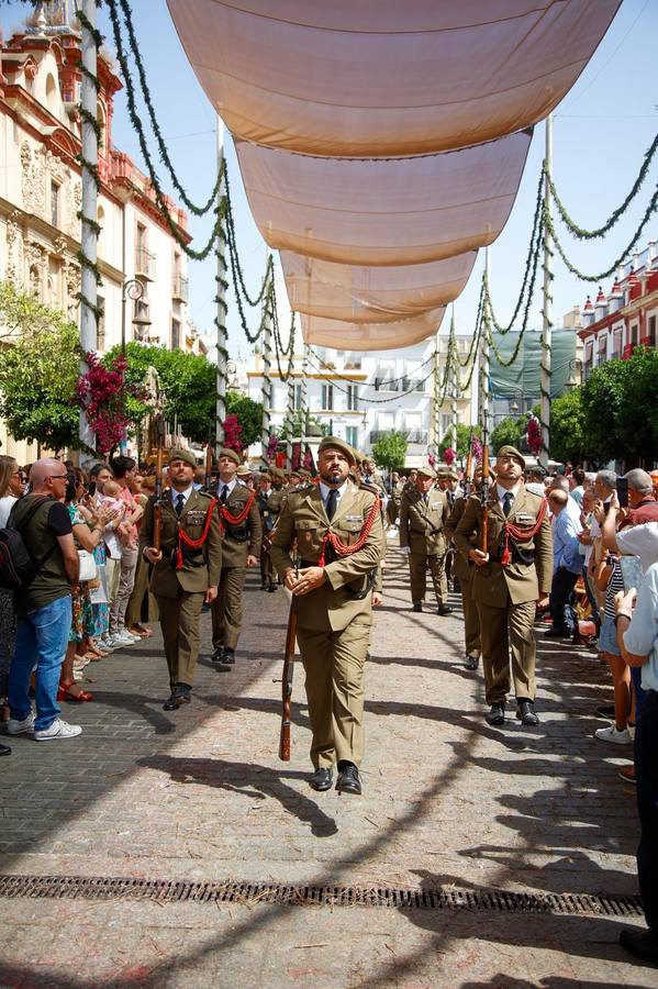 Procesión del Corpus en los alrededores de la Catedral