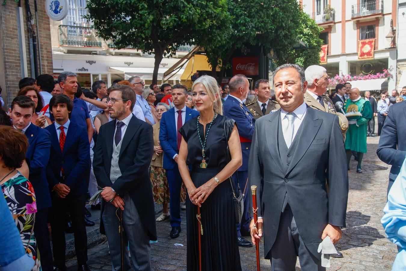 Procesión del Corpus en los alrededores de la Catedral