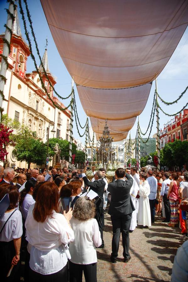 Procesión del Corpus en los alrededores de la Catedral