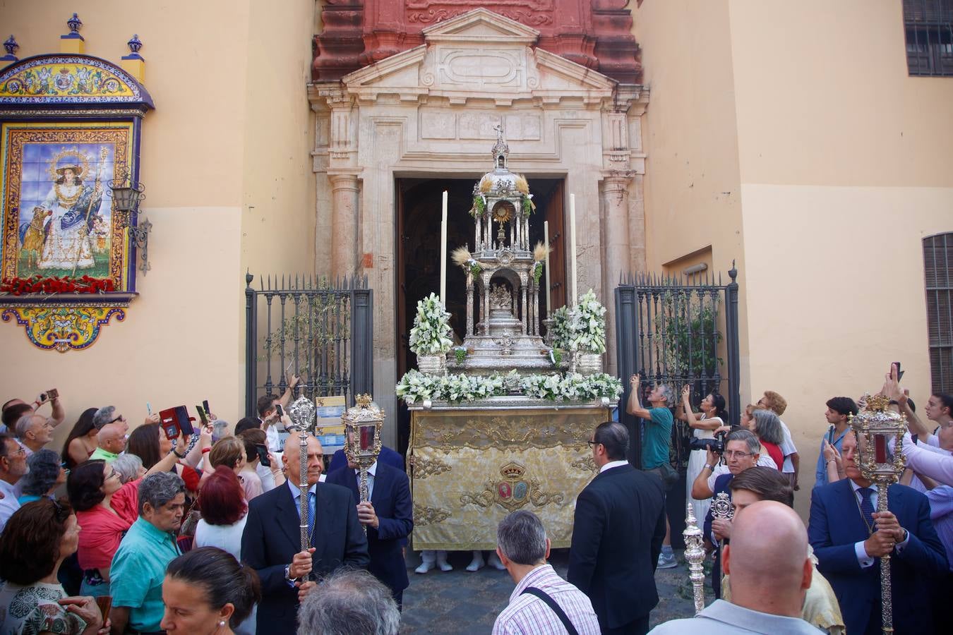 Instantes del Corpus Chico de Triana