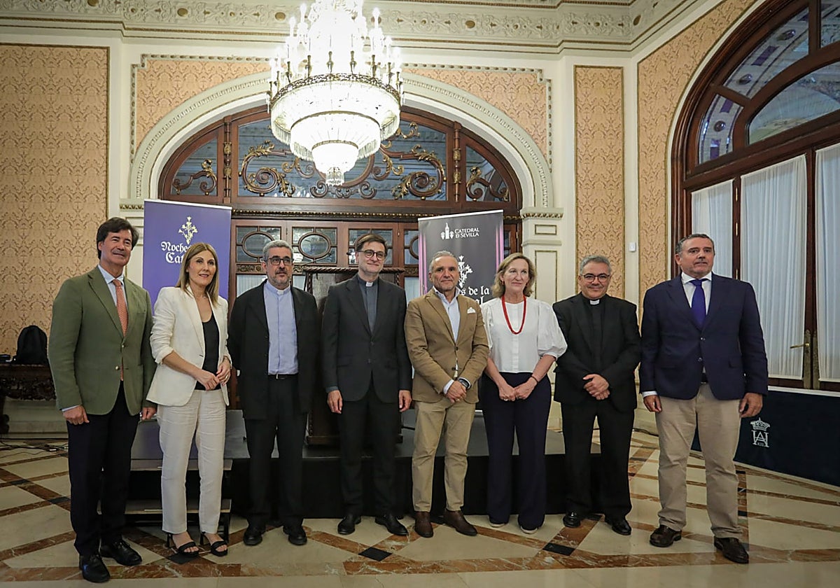 Presentación de 'Noches en la Catedral' en el hotel Alfonso XIII