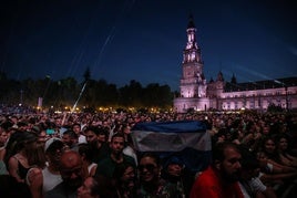 Icónica Santalucía Sevilla Fest crea un manual para cuidar la Plaza de España