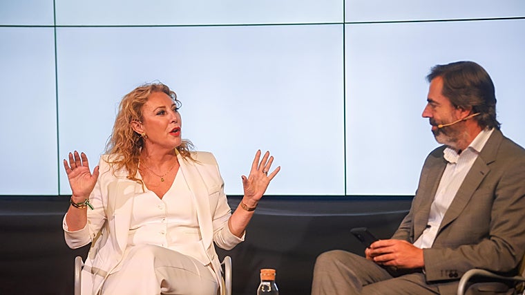 Carolina España: «Las empresas son la clave del estado del bienestar»