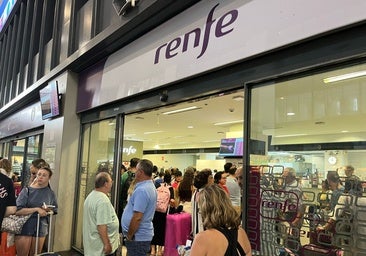 Óscar Puente guarda silencio horas después de un nuevo caos ferroviario en la línea Madrid-Sevilla