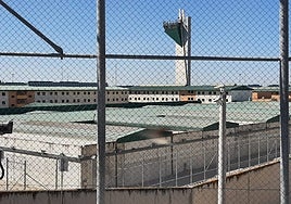 Un preso de la cárcel Sevilla II agrede sexualmente a una psicóloga del centro