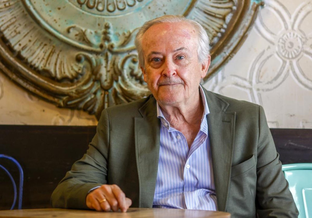Luis Martín Robredo antes de la entrevista