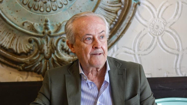 Luis Martín Robredo, fiscal de Sevilla: «A cualquier fiscal de a pie se le suspendería si es imputado por cualquier delito»