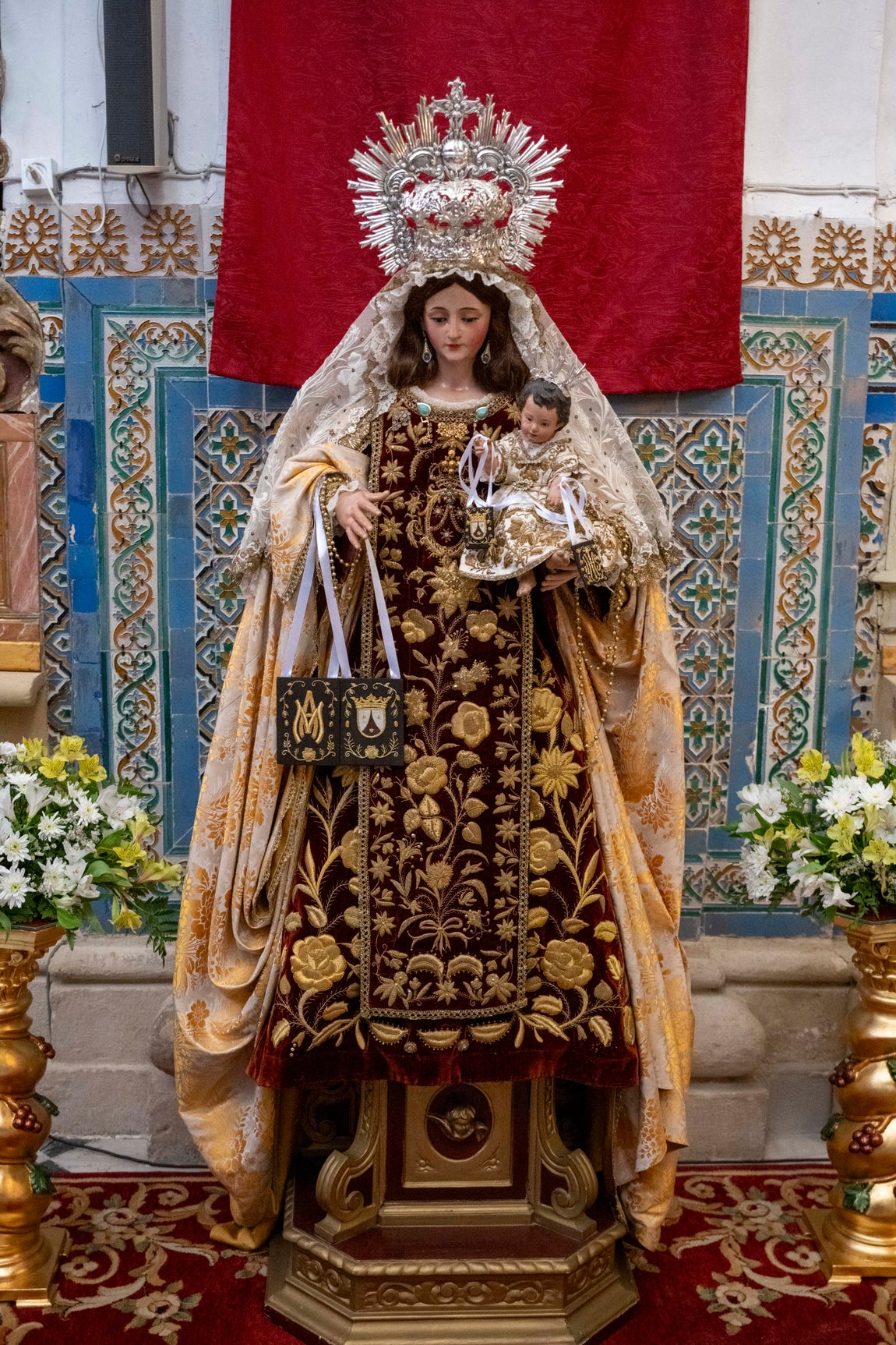 Las imágenes de los besamanos de la Virgen del Carmen en Sevilla