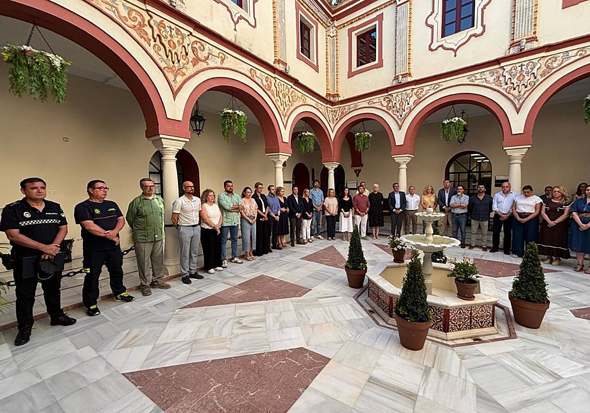 Concentración en memoria de los operarios fallecidos en las obras de la antigua Casa Ibarra