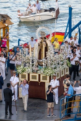 La Virgen del Carmen del puente de Triana