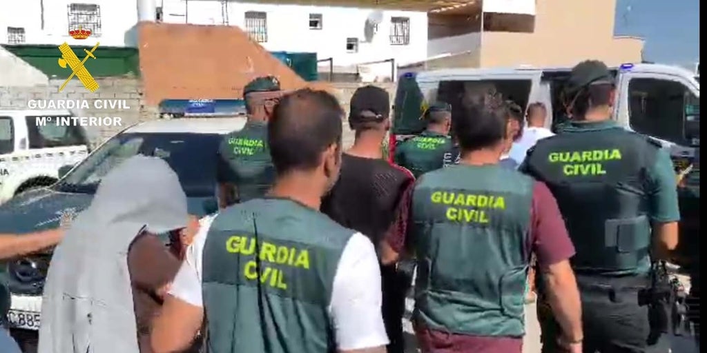 Siete detenidos por asaltar la casa del presunto asesino del joven en el poblado de Alfonso XII de Isla Mayor
