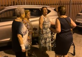 La verdadera Velá de Triana: el emotivo vídeo de unas mujeres de vuelta a casa cantando por Rocío Jurado