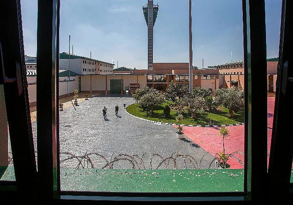 Interior de la cárcel Sevilla II