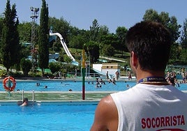 El paro cae en 8.000 personas en Andalucía y se aleja de la barrera de los 600.000 desempleados