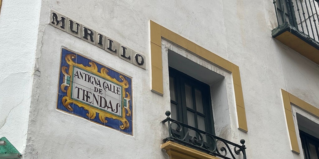 Sevilla busca donantes para seguir recuperando el callejero de Olavide de 1771
