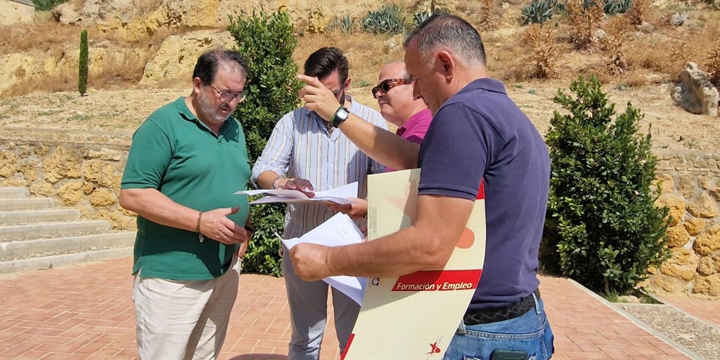 Renovación del entorno de la Puerta de Córdoba de Carmona con zonas ajardinadas